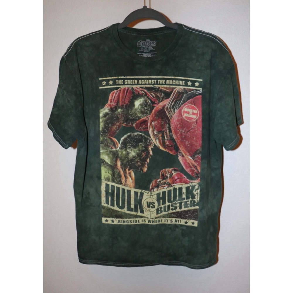 COPY - Marvel Avengers Hulk vs Hulk Buster graphic short sleeve shirt